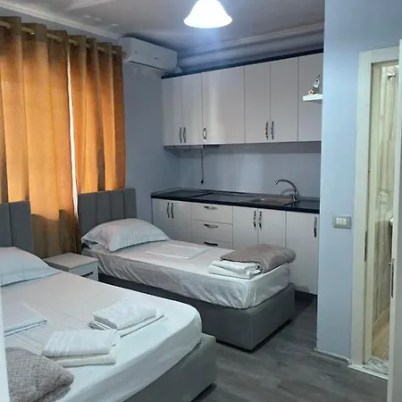 Hotel apartamentowy Castel Tirana