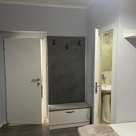 Apartmanhotel Castel Tirana